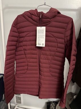 Lululemon Pack It Down Jacket - Maroon